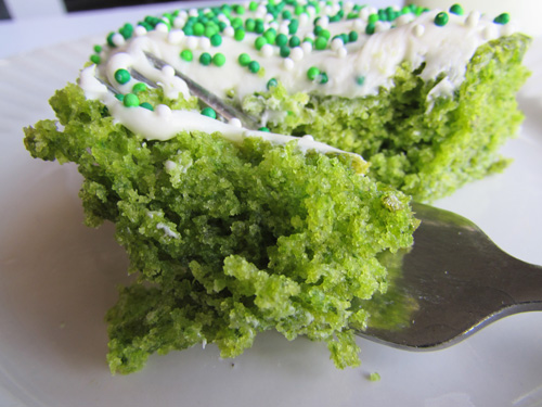 Dye Free, Green St. Patrick's Day Cake with a secret ingredient - Coupons4Utah